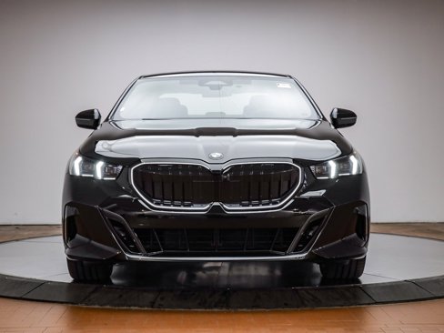 New 2026 BMW 530i w/ M Sport Package image 2