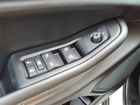 Used 2024 Jeep Grand Cherokee L Limited image 16