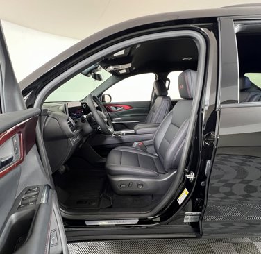 New 2026 Chevrolet Traverse Z71 image 10