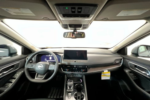 New 2025 Nissan Rogue Platinum w/ Platinum Premium Package image 9