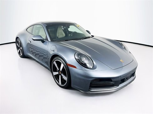 Used 2025 Porsche 911 Carrera image 7