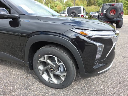 New 2026 Chevrolet Trax LT w/ Driver Confidence Package image 9