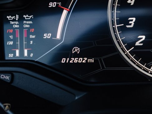 Used 2021 Lamborghini Huracan EVO image 22