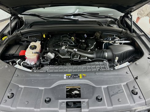 Used 2024 Jeep Grand Cherokee L Laredo image 35