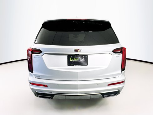Used 2020 Cadillac XT6 Premium Luxury image 7