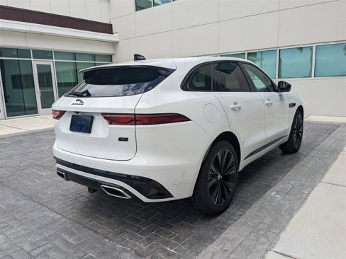 New 2026 Jaguar F-PACE R-Dynamic S image 4