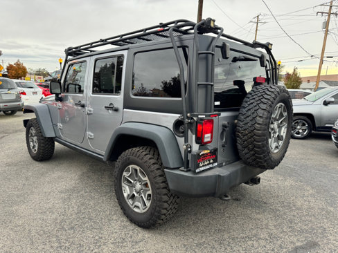 Used 2017 Jeep Wrangler Unlimited Rubicon w/ Connectivity Group image 5