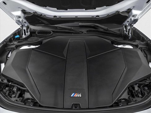 New 2026 BMW i7 M70 image 8