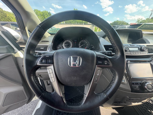 Used 2015 Honda Odyssey Touring image 14
