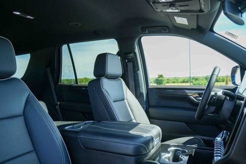 Used 2025 GMC Yukon Elevation image 29