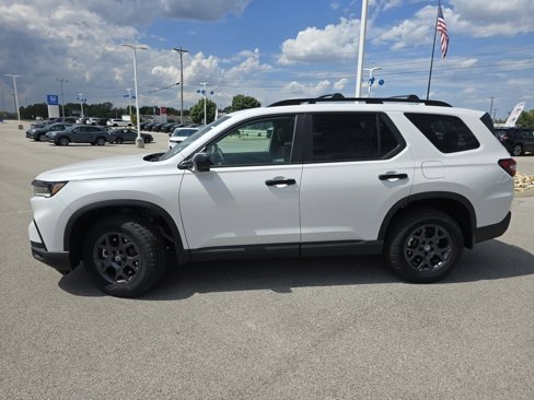 New 2025 Honda Pilot TrailSport image 21