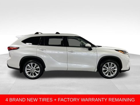 Used 2023 Toyota Highlander Limited image 6