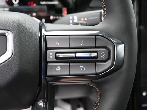 New 2026 GMC Acadia AT4 w/ Luxury Package image 25