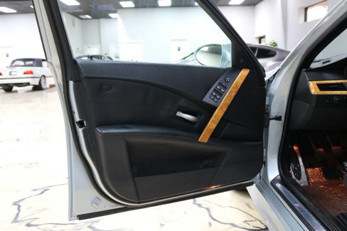 Used 2007 BMW M5 image 15