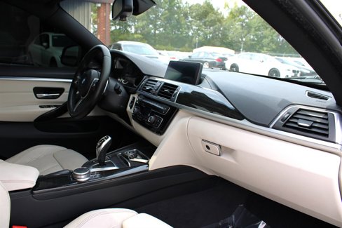 Used 2019 BMW 440i Gran Coupe w/ M Sport Package image 17