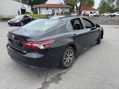 Used 2023 Toyota Camry XLE image 4