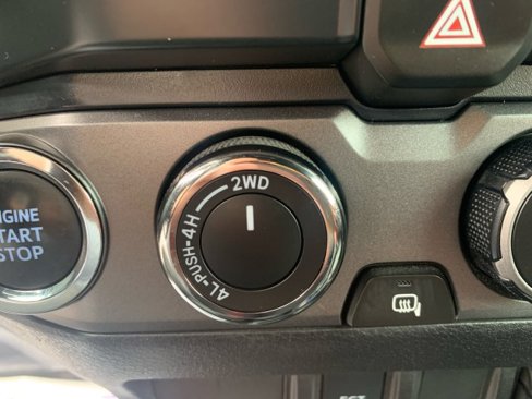 Used 2023 Toyota Tacoma SR5 image 18