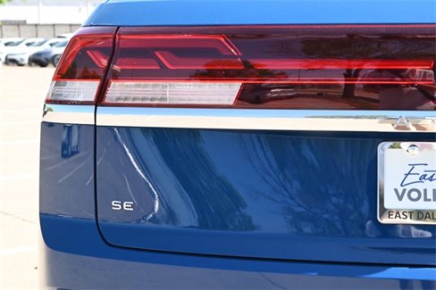 New 2025 Volkswagen Atlas Cross Sport SE image 6