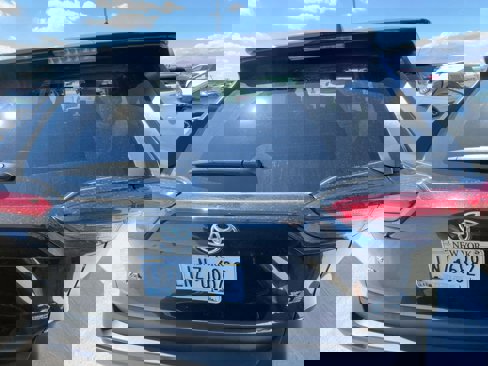 Used 2025 Toyota RAV4 XLE image 5