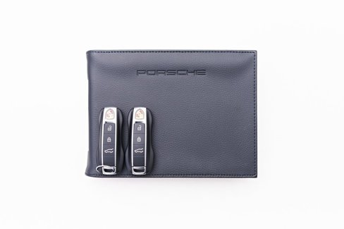 Used 2025 Porsche Cayenne GTS image 92