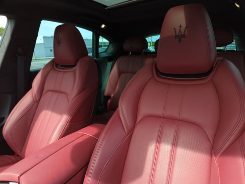 Certified 2022 Maserati Levante GT image 21