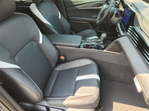 New 2026 Toyota Camry SE image 10