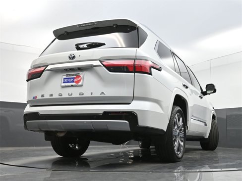 Used 2024 Toyota Sequoia Capstone image 35