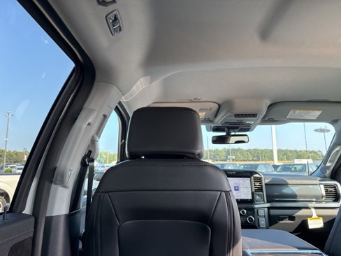 New 2026 Ford F250 Lariat image 31