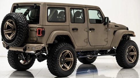 Used 2025 Jeep Wrangler Sport image 2