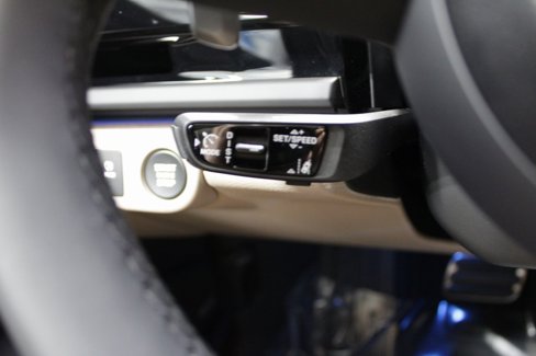 New 2025 Porsche Panamera 4 image 32
