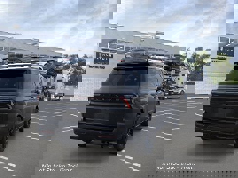 New 2025 Lincoln Navigator L Reserve image 8