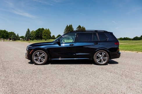 Used 2026 BMW X7 M60i image 14