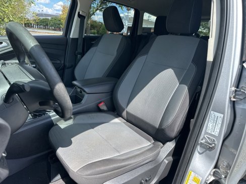 Used 2019 Ford Escape SE image 7