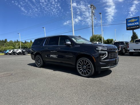 New 2025 Chevrolet Suburban High Country image 7