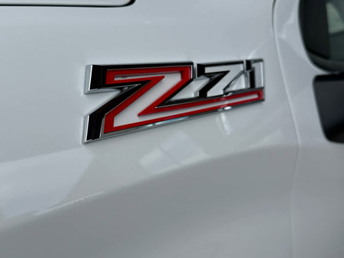 New 2026 Chevrolet Silverado 1500 LT w/ Z71 Off-Road Package image 8