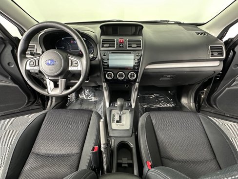Used 2017 Subaru Forester 2.5i Premium image 31