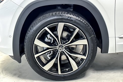 New 2026 Volkswagen Atlas SEL Premium R-Line image 26