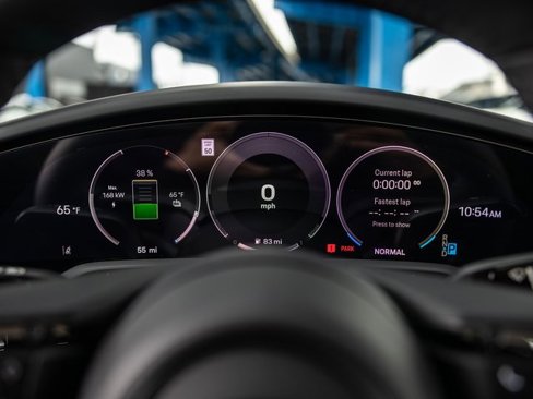 New 2025 Porsche Taycan image 24