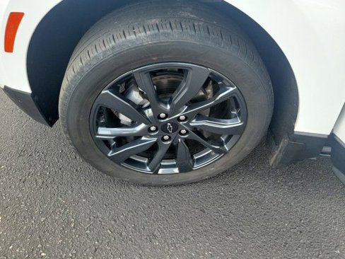 Used 2022 Chevrolet Equinox RS w/ RS Leather Package image 34