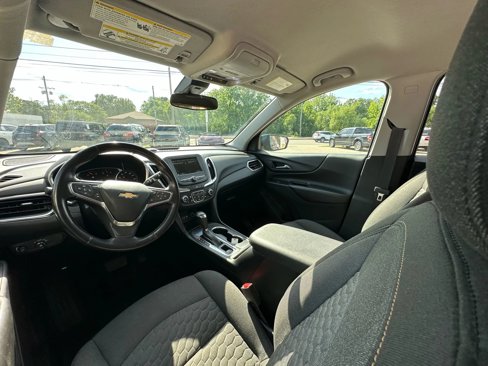 Used 2019 Chevrolet Equinox LT w/ Driver Convenience Package image 15