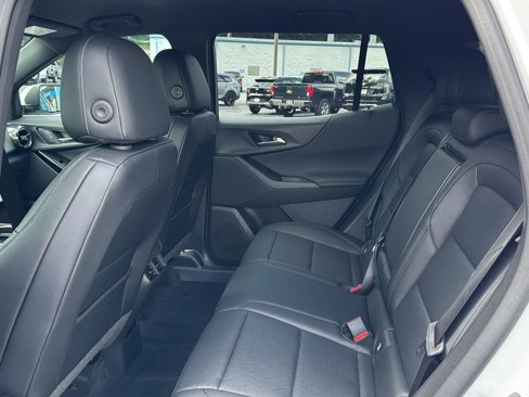 New 2026 Chevrolet Equinox LT w/ Convenience Package II image 9