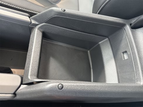 New 2025 Volkswagen Tiguan SE R-Line image 37