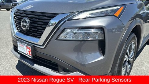 Used 2023 Nissan Rogue SV image 9