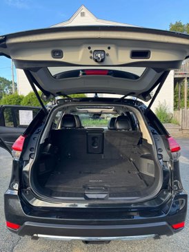 Used 2017 Nissan Rogue SL w/ SL Premium Package image 27