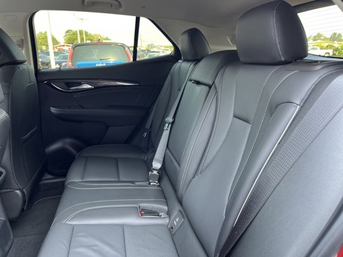 Used 2023 Buick Envision Essence image 11