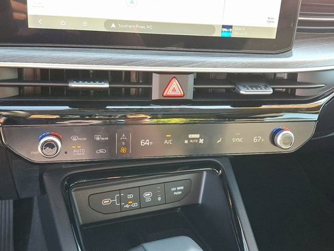 Used 2025 Kia K5 EX image 18