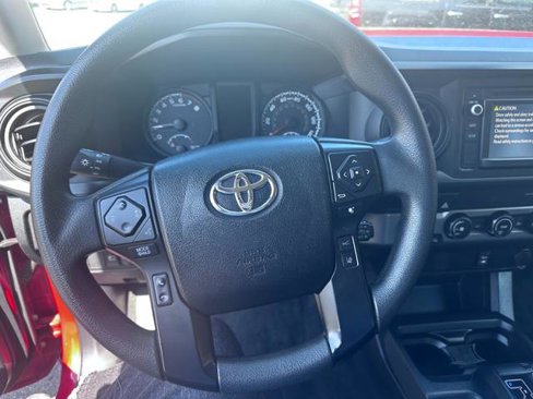 Used 2019 Toyota Tacoma SR5 image 12