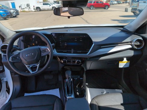 New 2025 Chevrolet Trax ACTIV w/ Driver Confidence Package image 9