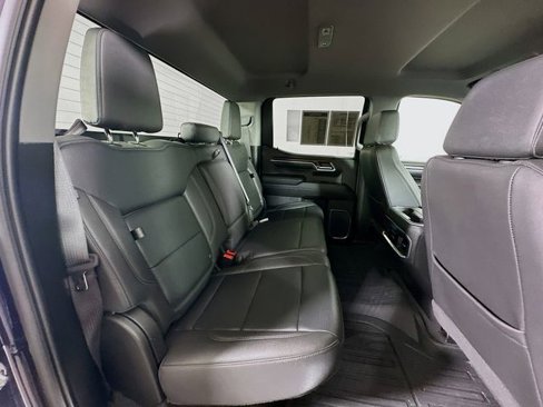 Certified 2023 GMC Sierra 1500 SLT w/ SLT Premium Package image 32