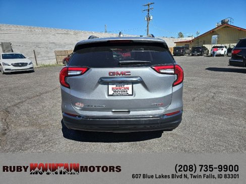 Used 2023 GMC Terrain AT4 image 6